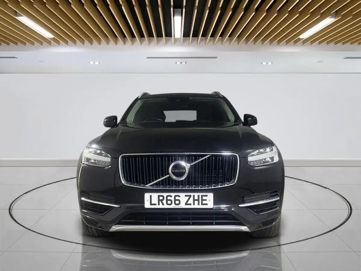 2016-volvo-xc90-20-t8-momentum-big-1