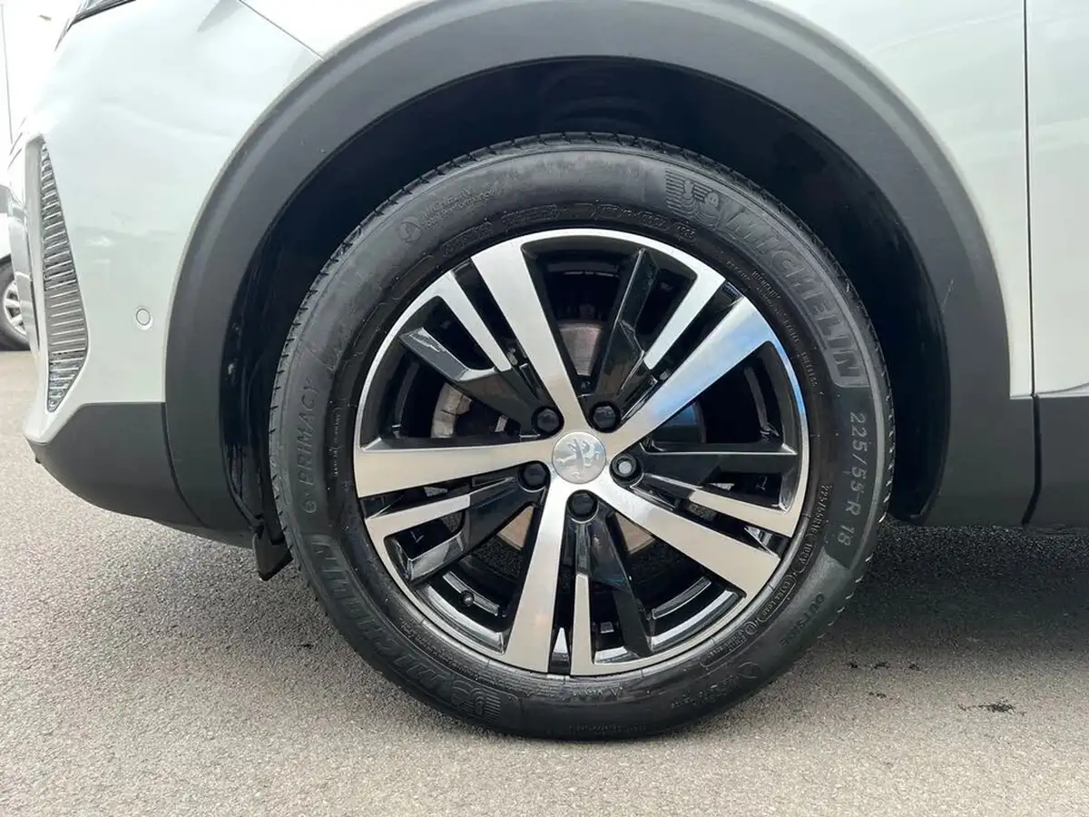2023-peugeot-5008-suv-12-puretech-gt-130bhp-eat8-big-24