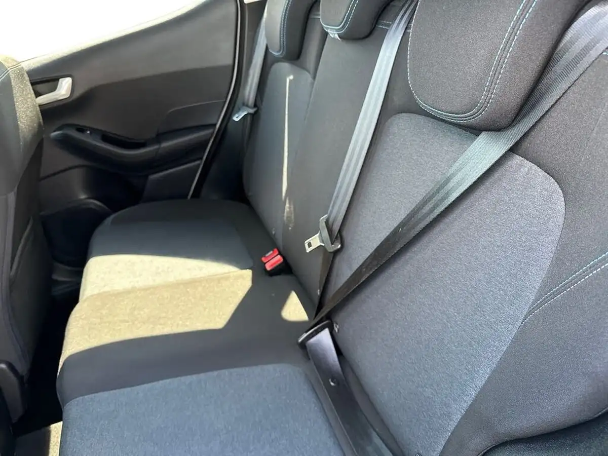2022-ford-fiesta-10t-active-125ps-hybrid-mhev-big-13