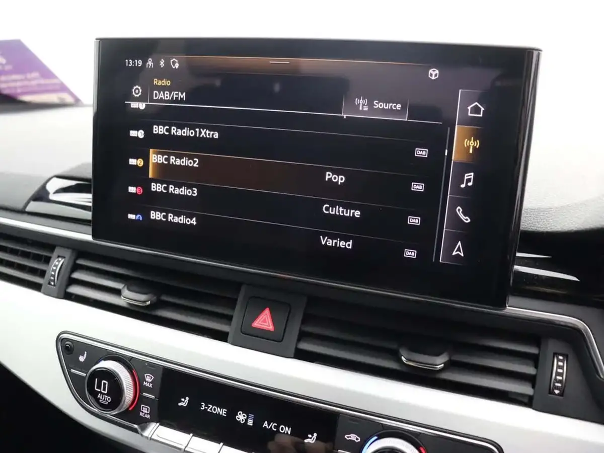 2021-audi-a4-20-35-tfsi-s-line-big-22