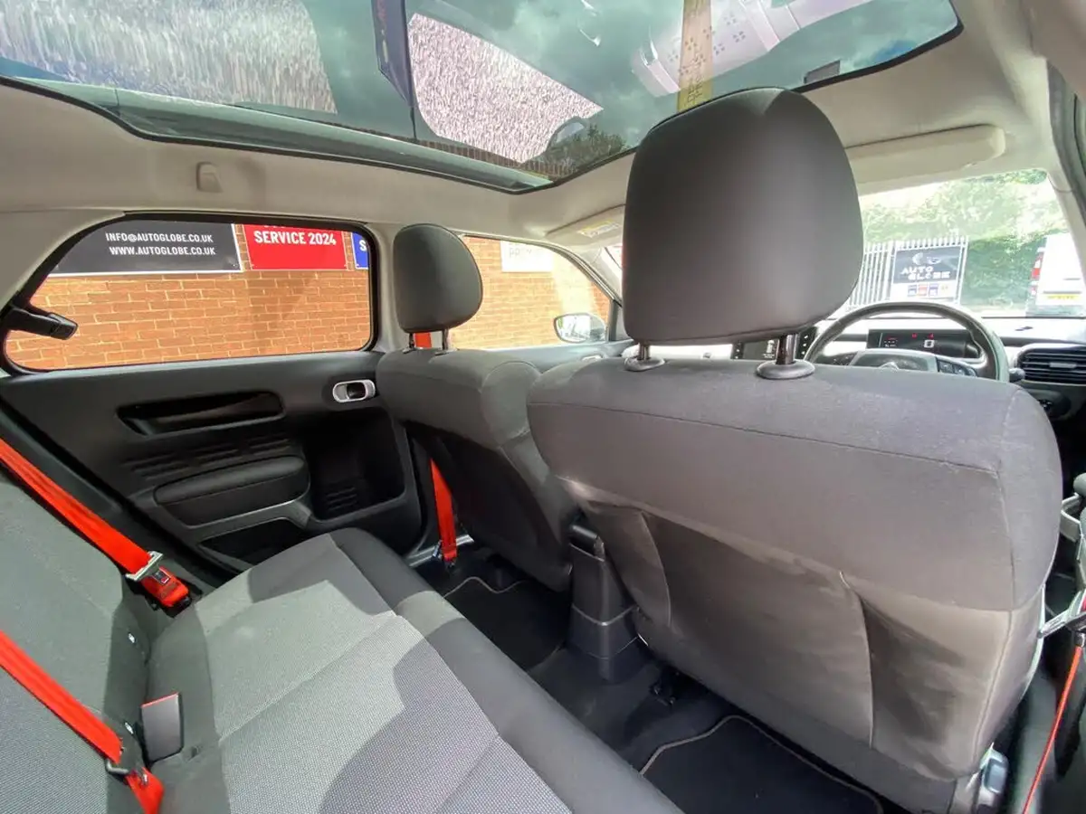 2017-citroen-c4-cactus-12-puretech-rip-curl-big-30