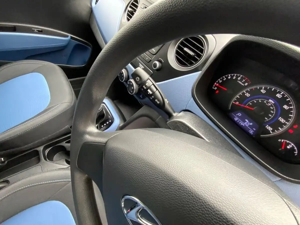 2016-hyundai-i10-12-se-auto-big-16