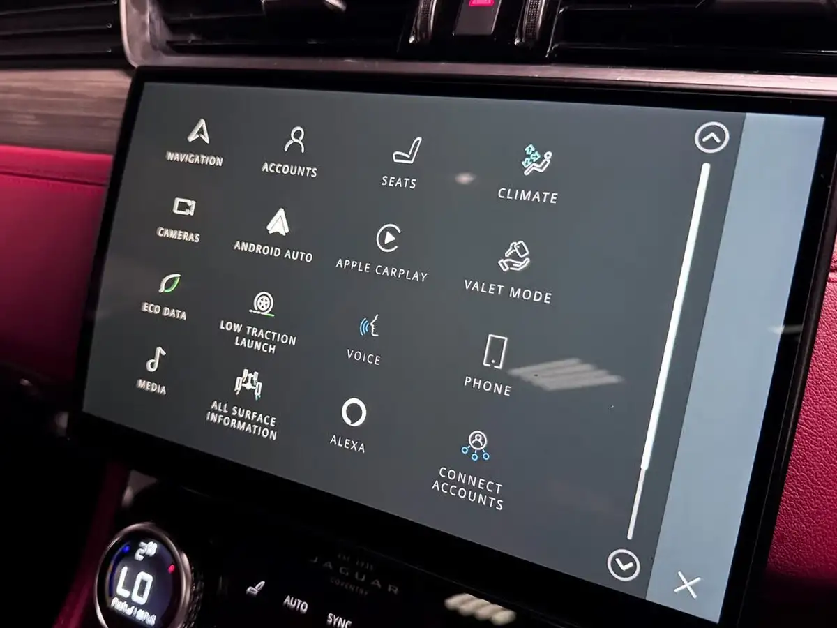2021-jaguar-f-pace-20-d200-r-dynamic-se-mhev-big-57