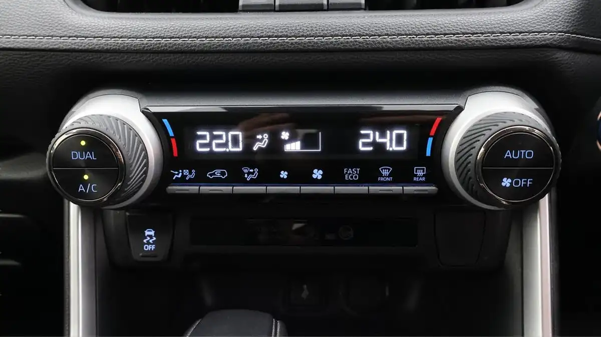 2021-toyota-rav4-25-vvt-i-design-215bhp-big-16