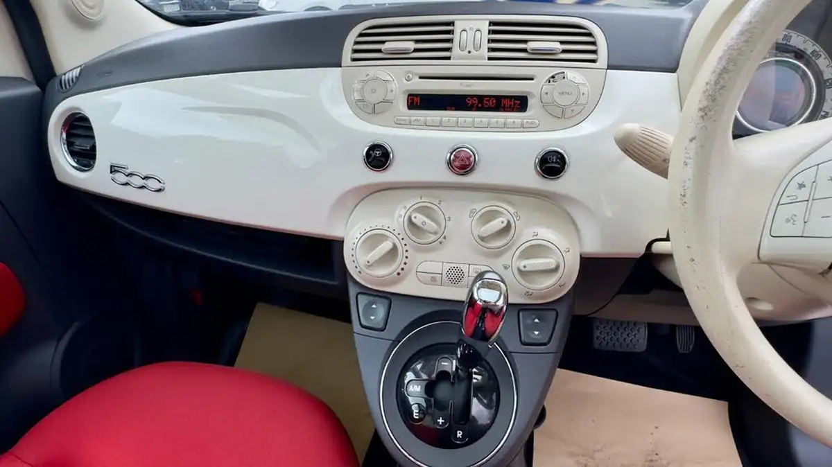 2014-fiat-500-12-lounge-ss-dualogic-big-18