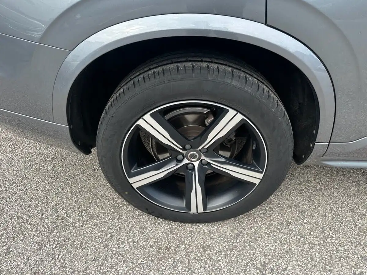2019-volvo-xc90-20td-d5-r-design-big-32