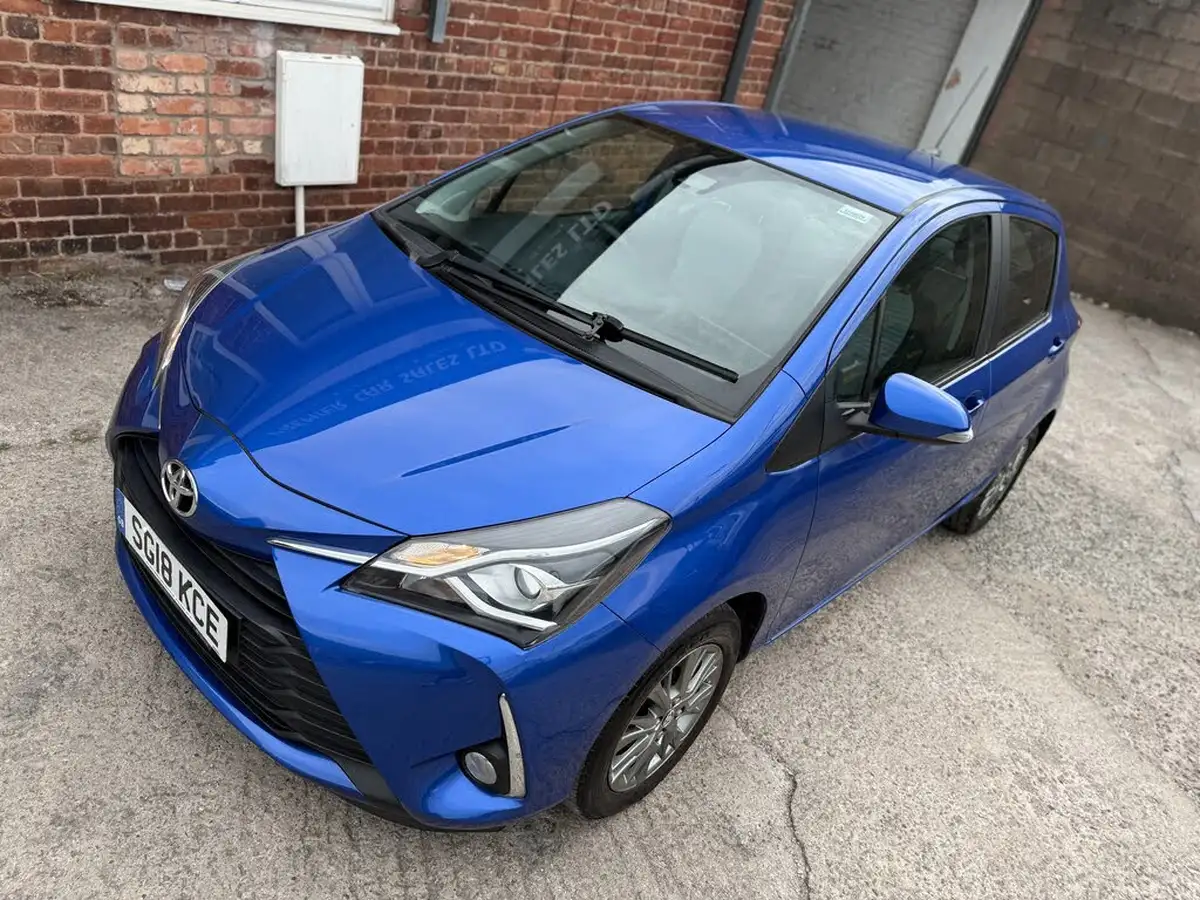2018-toyota-yaris-15-vvt-i-icon-navi-big-54