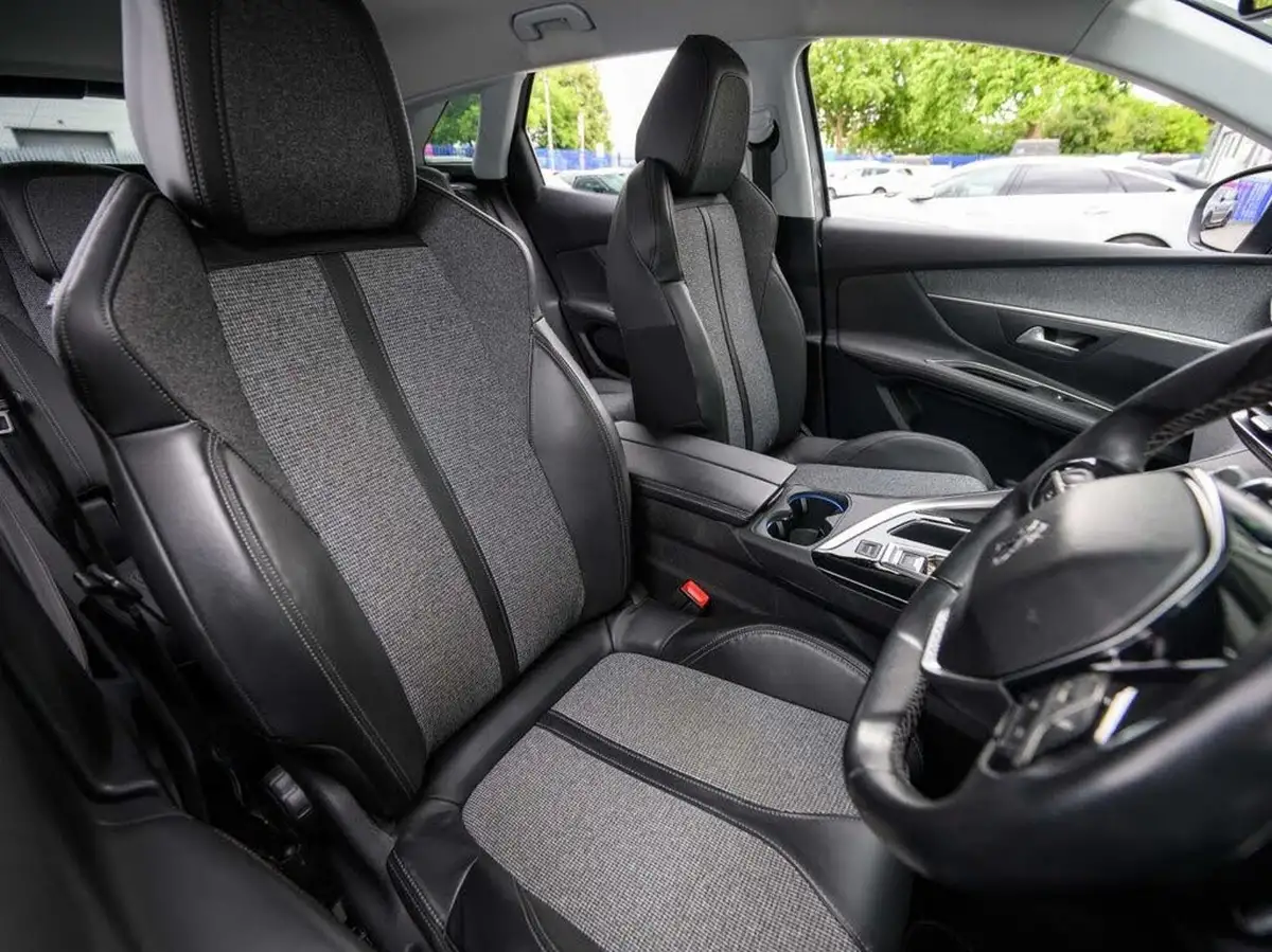 2018-peugeot-3008-suv-12-puretech-allure-eat6-big-10