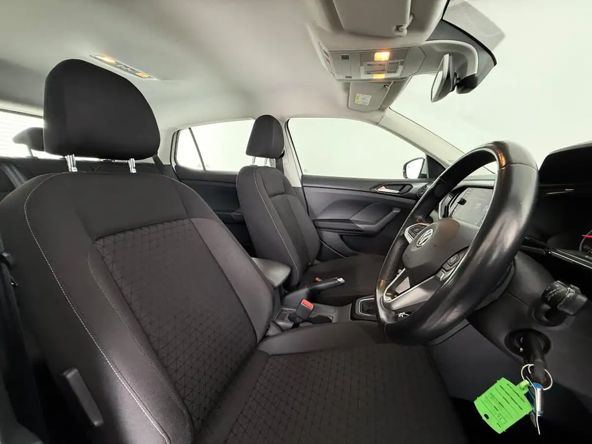 2019-volkswagen-t-cross-10-tsi-se-115ps-dsg-big-13