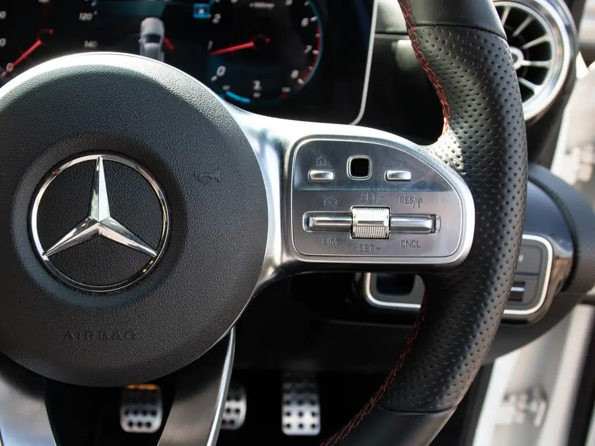 2019-mercedes-benz-a-class-13-a200-amg-line-premium-hatchback-5d-big-18