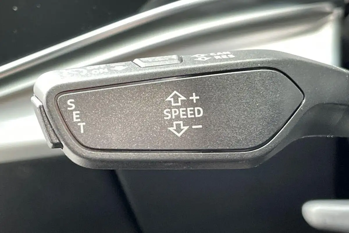 2023-audi-q7-30-45-tdi-s-line-big-17