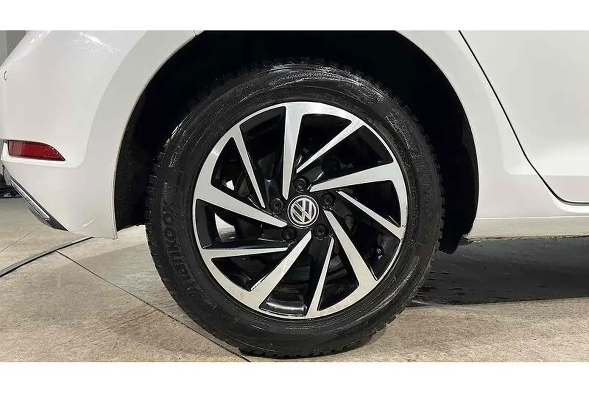 2019-volkswagen-golf-10-tsi-match-edition-hatchback-big-15