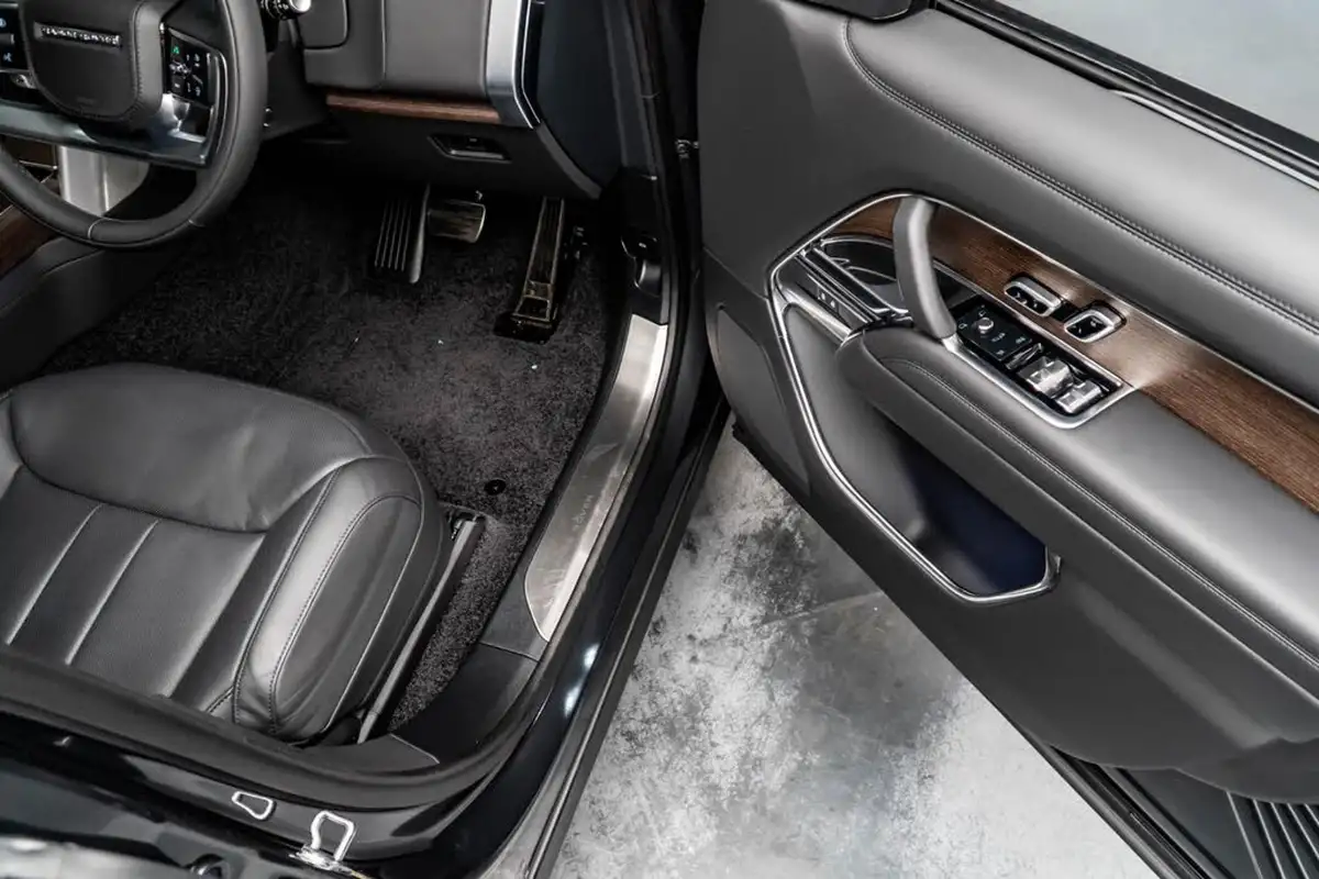 2025-land-rover-range-rover-30-d350-se-big-28