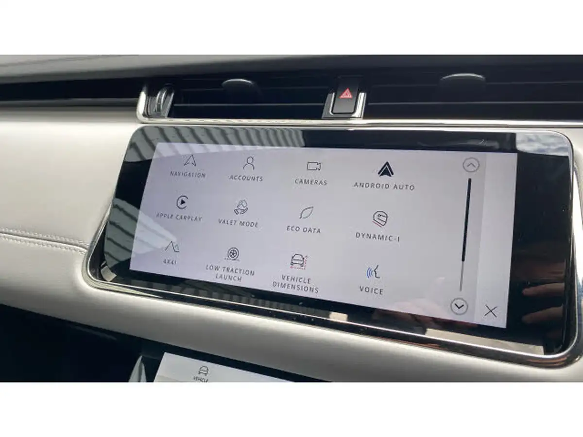 2022-land-rover-range-rover-evoque-15-p300e-autobiography-big-42