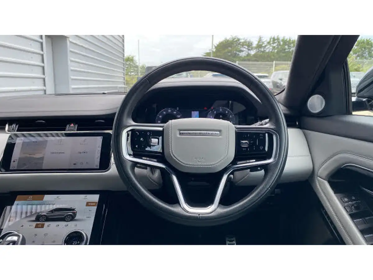 2022-land-rover-range-rover-evoque-15-p300e-autobiography-big-14