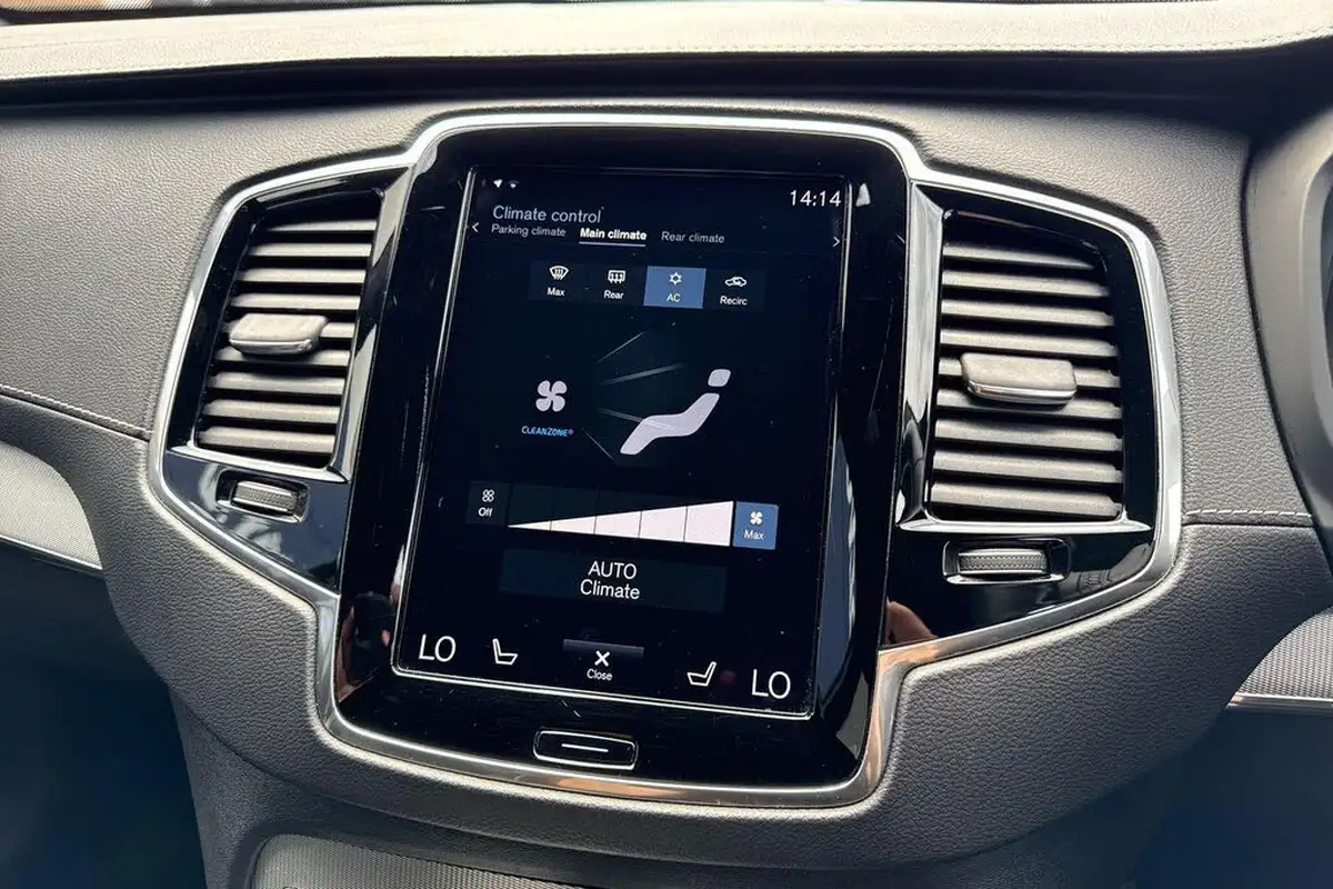 2022-volvo-xc90-20-t8-r-design-455bhp-big-39
