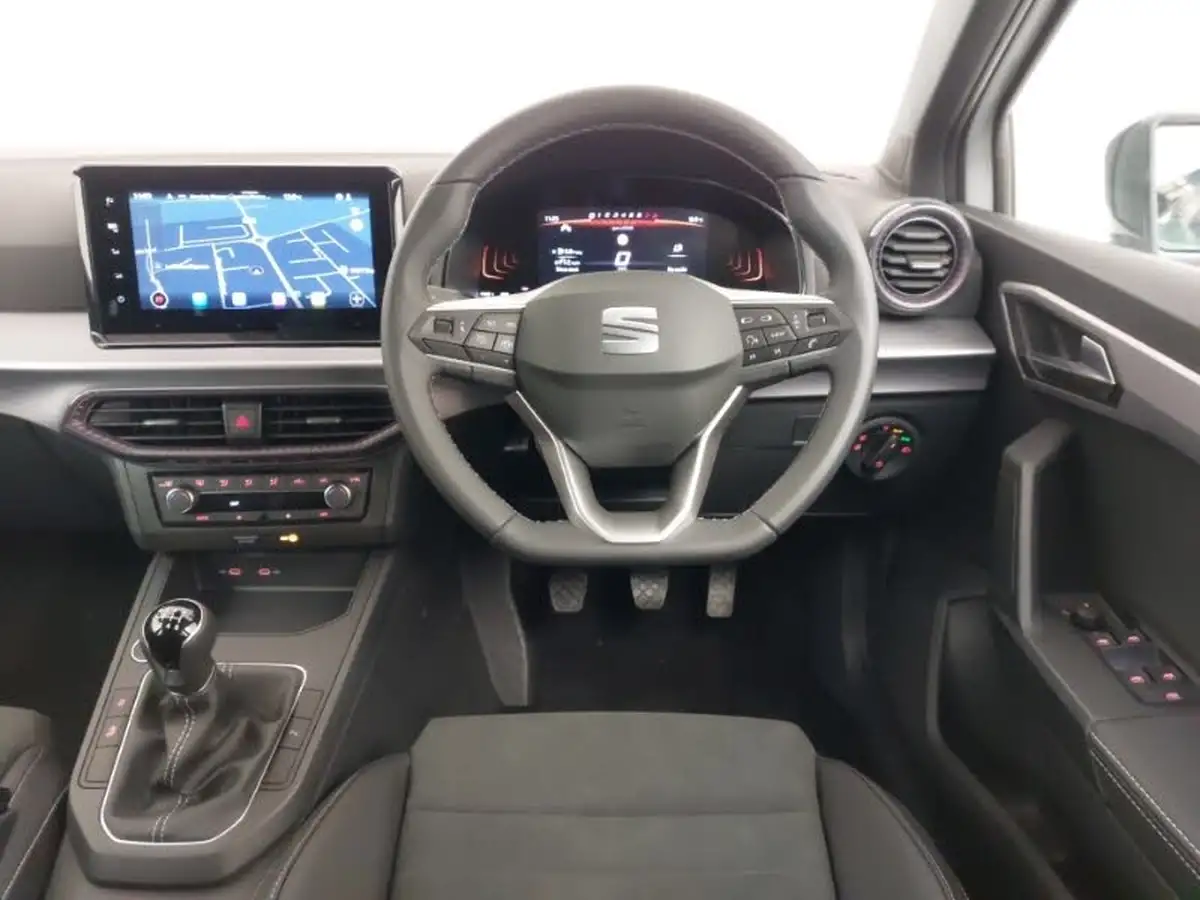 2025-seat-ibiza-10-tsi-xcellence-115ps-big-6