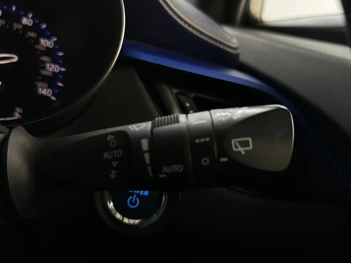 2020-toyota-c-hr-18-vvt-i-dynamic-big-30