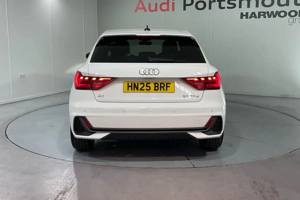 2025-audi-a1-10-30-tfsi-s-line-big-5