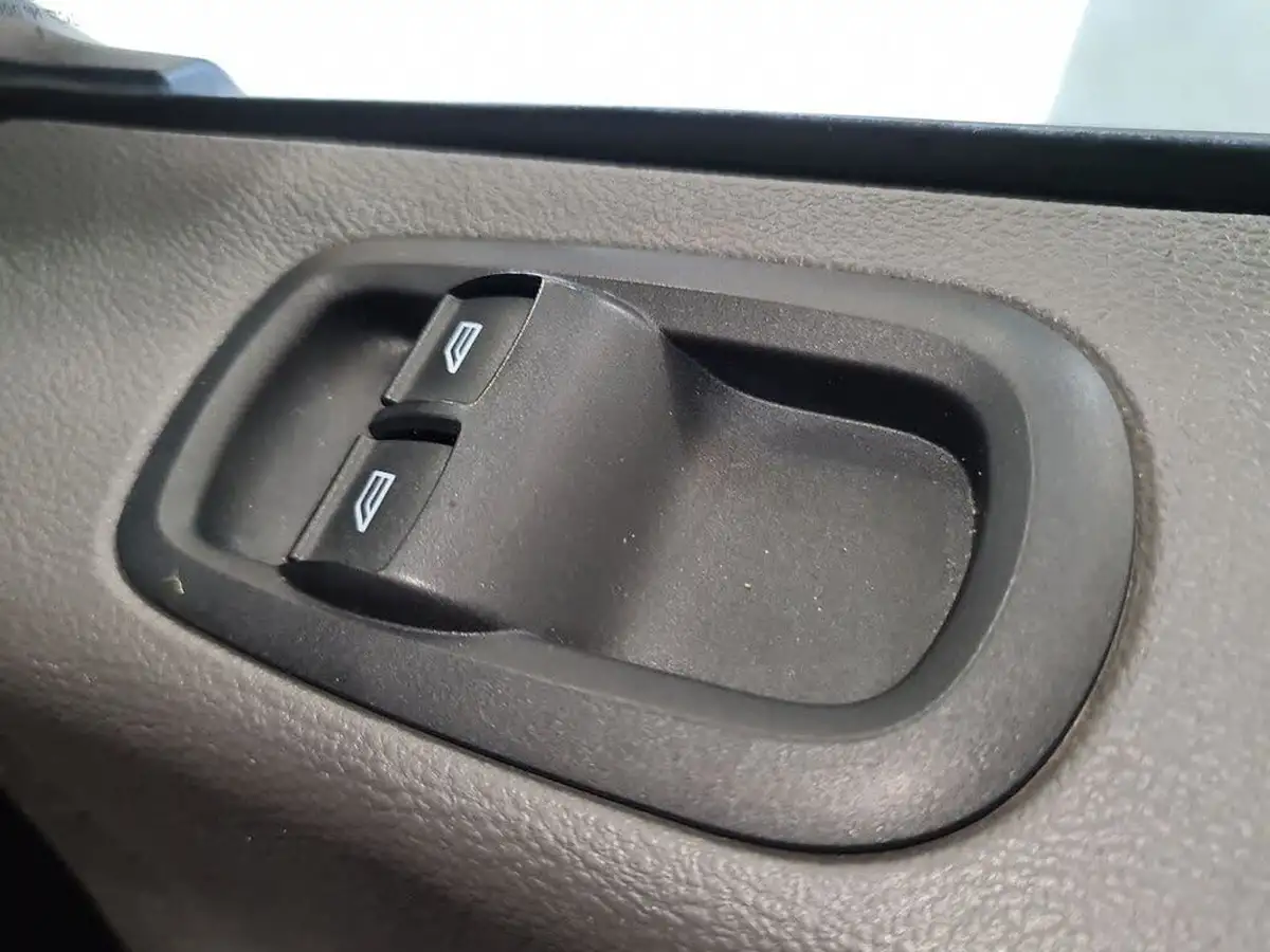 2022-ford-transit-20tdci-350-l2h1-leader-130pseu6dt-rwd-cab-big-33