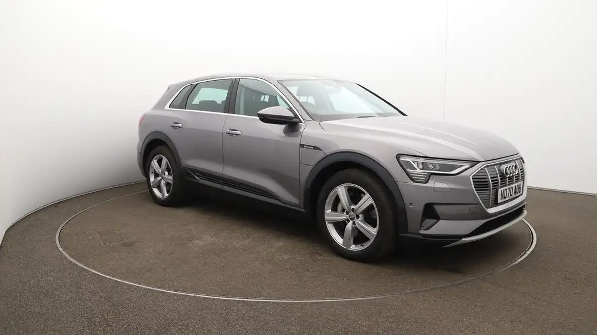 2020-audi-e-tron-50e-technik-big-45