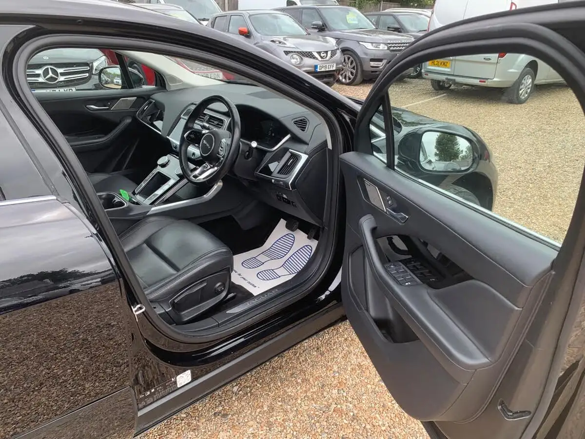 2019-jaguar-i-pace-ev400-s-big-13