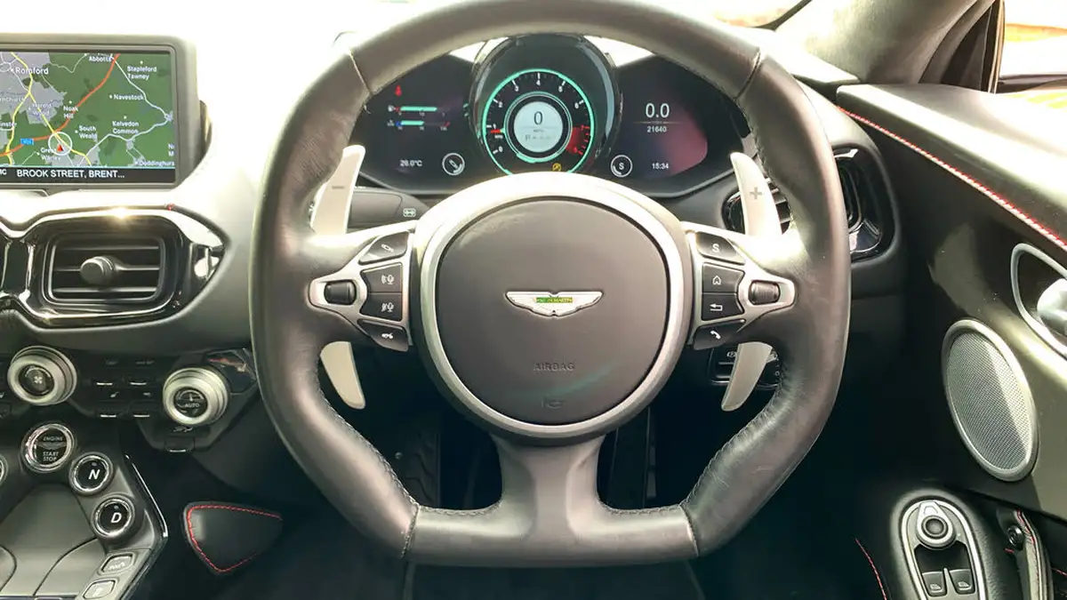 2019-aston-martin-vantage-40-v8-vantage-big-10