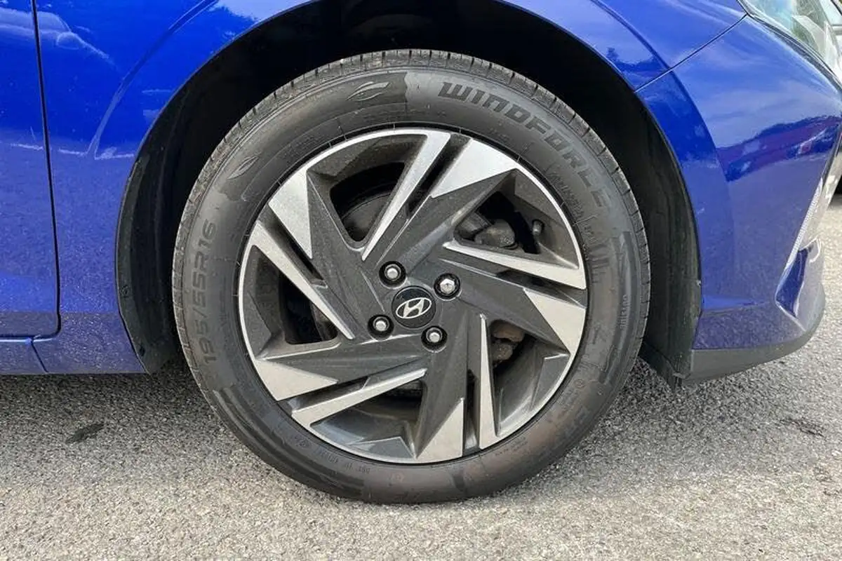 2021-hyundai-i20-10-t-gdi-se-connect-eclutch-imt-big-7