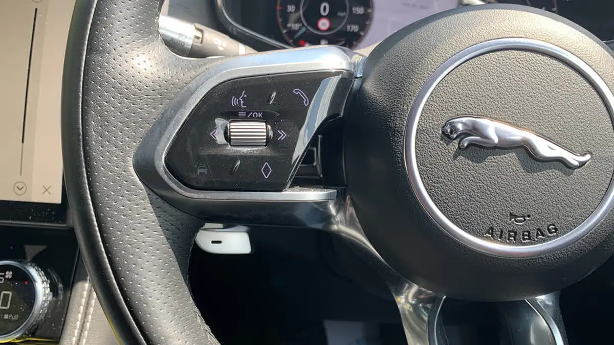 2021-jaguar-f-pace-20-d200-r-dynamic-hse-mhev-big-22