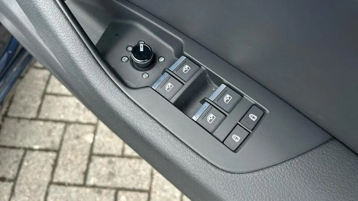 2021-audi-a6-saloon-20-40-tfsi-black-edition-big-20
