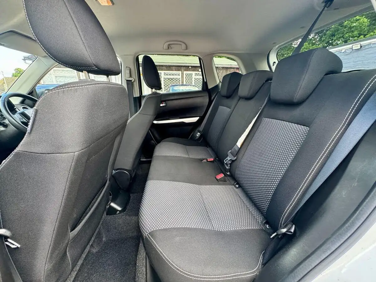 2018-suzuki-vitara-16-sz-t-big-32