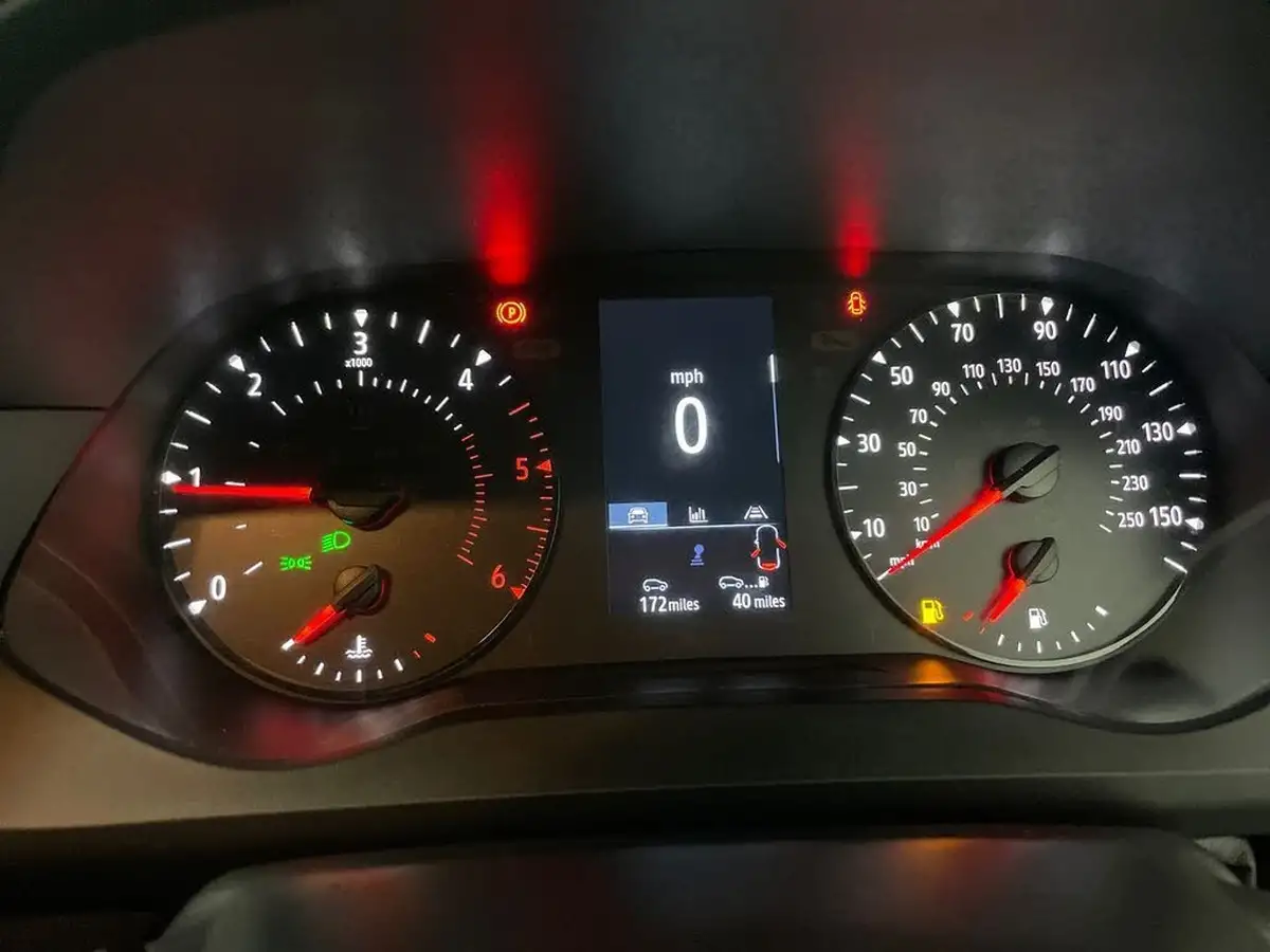 2024-renault-kangoo-15dci-ml19-95-start-big-33