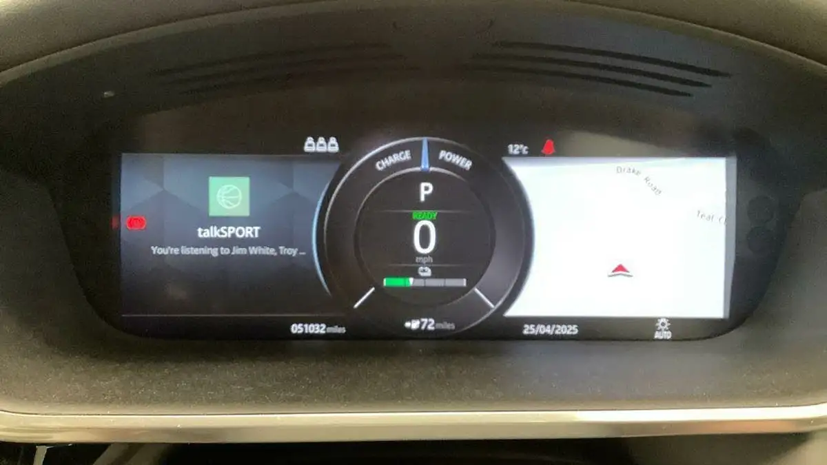 2021-jaguar-i-pace-ev400-black-big-10