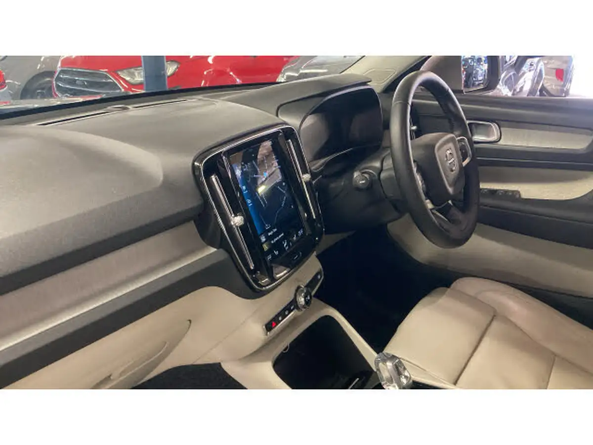 2021-volvo-xc40-15-t3-inscription-pro-161bhp-auto-big-79