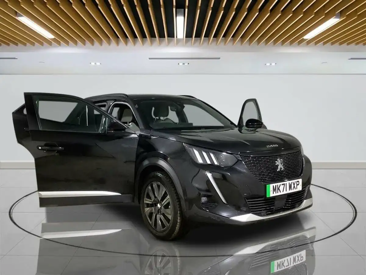 2021-peugeot-2008-suv-e-gt-premium-big-6