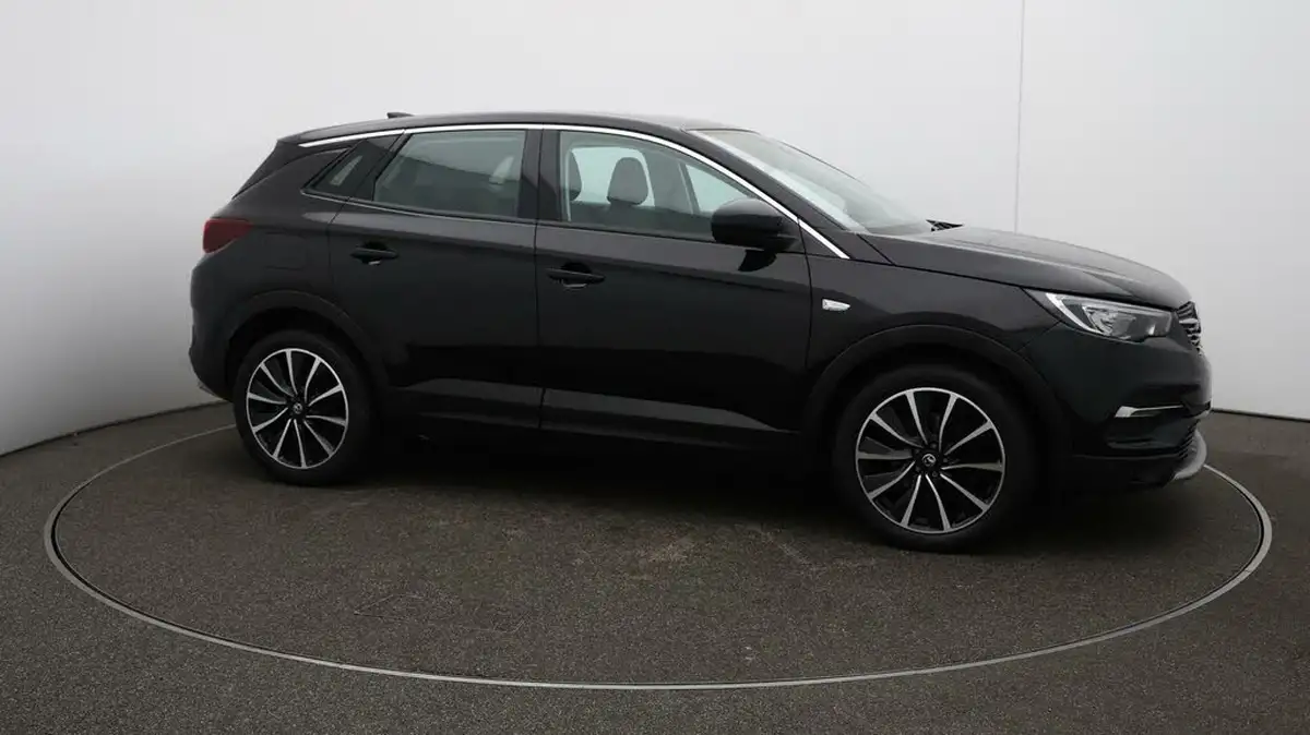 2021-vauxhall-grandland-x-15td-elite-nav-big-40