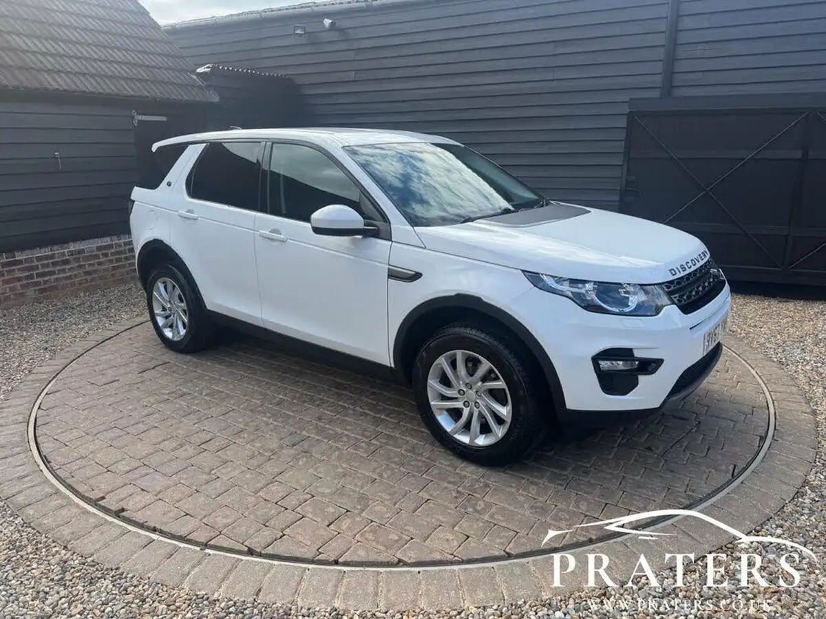 2017-land-rover-discovery-sport-20td4-se-tech-182ps-suv-auto-big-0