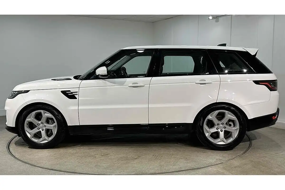 2022-land-rover-range-rover-sport-30-d250-hse-big-5