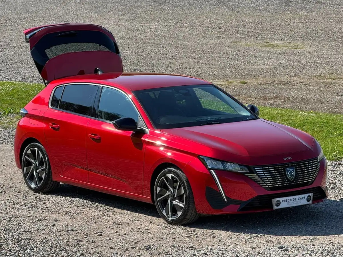 2022-peugeot-308-12-puretech-allure-premium-eat8-big-10