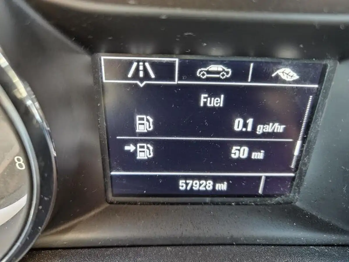 2021-vauxhall-astra-12-turbo-sri-145ps-big-14