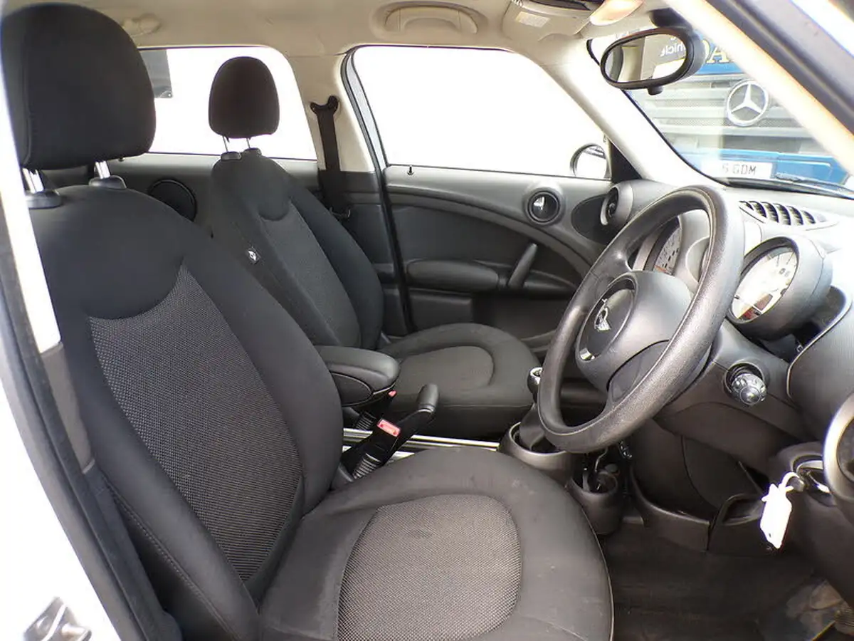 2011-mini-countryman-16td-cooper-d-112bhp-1598cc-big-14