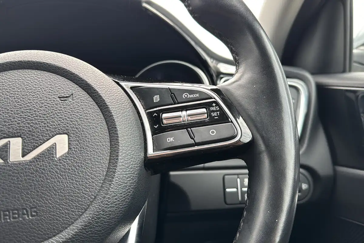 2022-kia-xceed-15-t-gdi-3-big-16