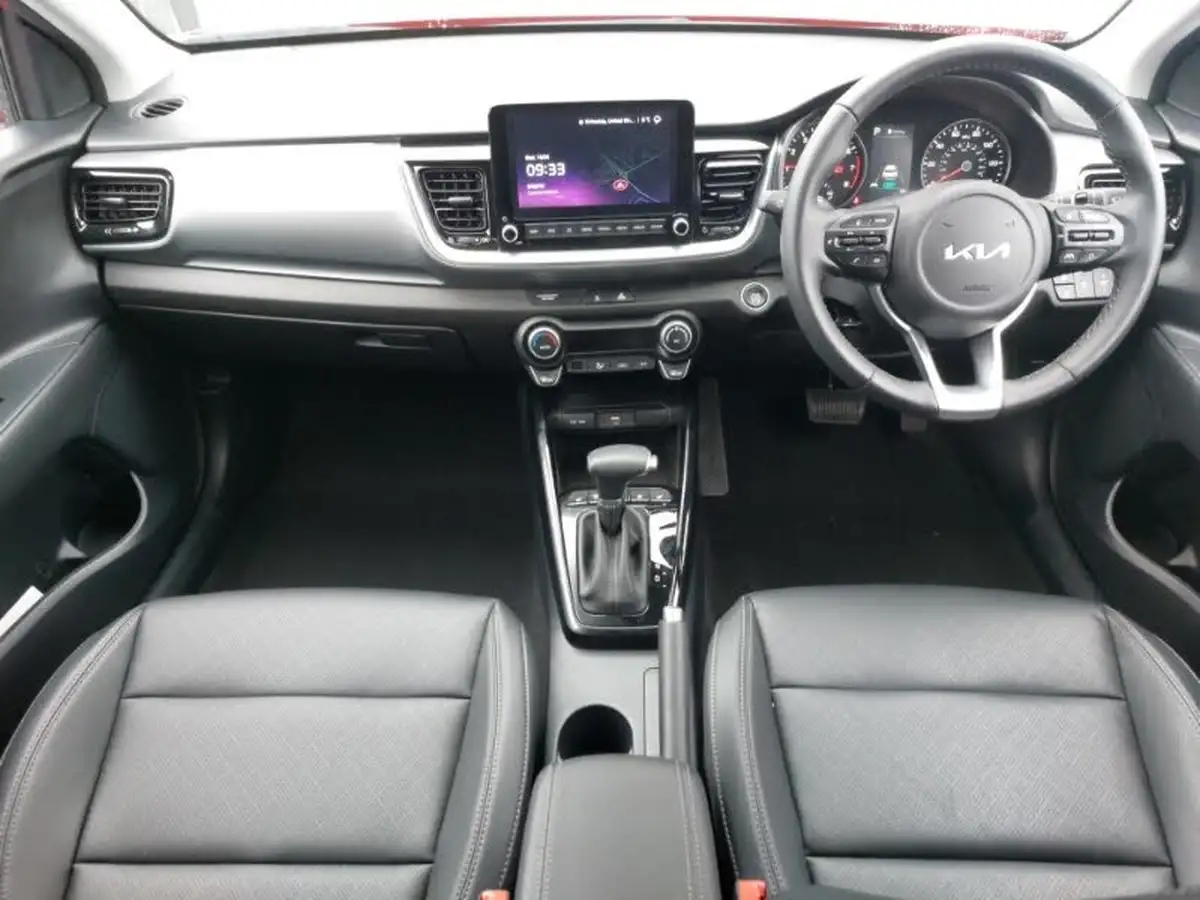 2024-kia-stonic-10-t-gdi-3-98bhp-dct-big-2