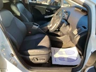 2015-toyota-prius-18-t-spirit-small-23