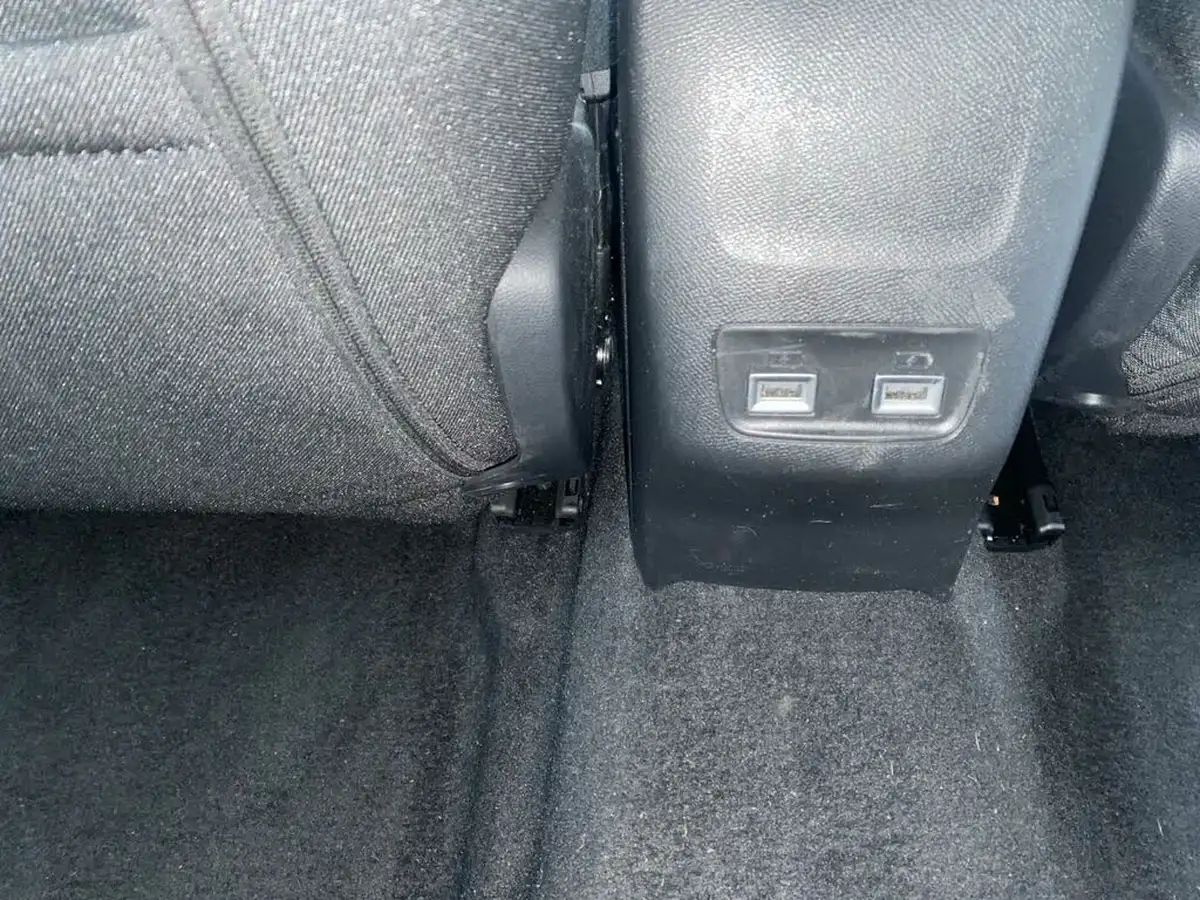 2023-peugeot-208-12-puretech-active-premium-100ps-eat8-big-20