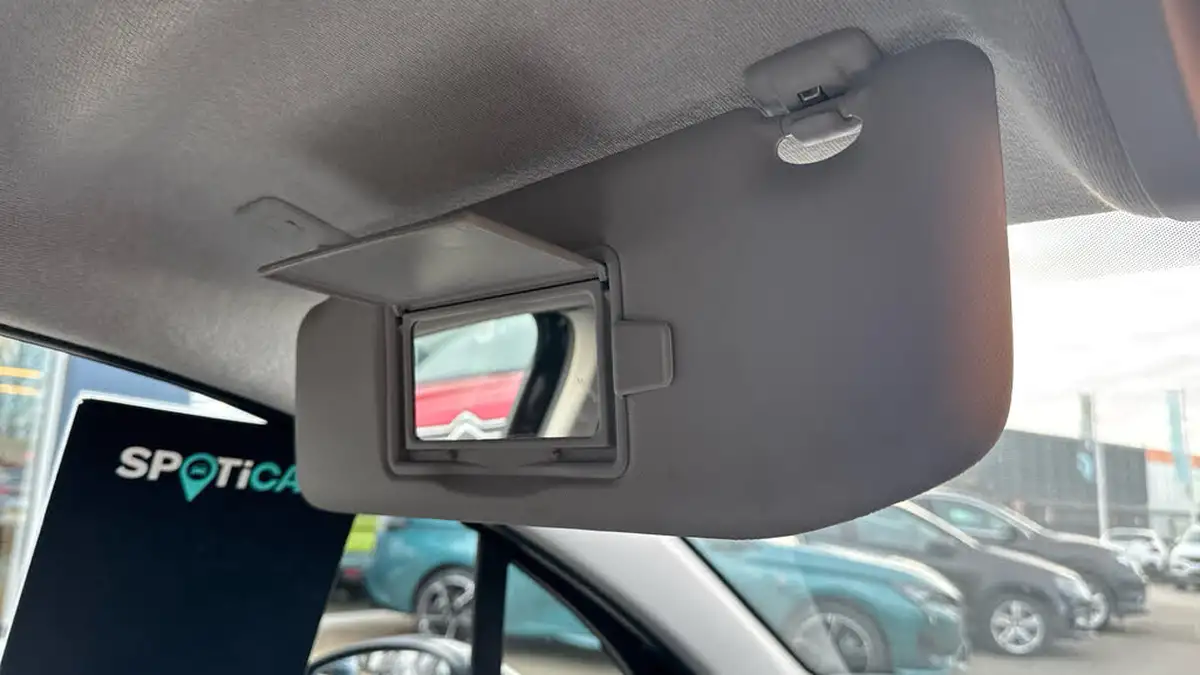 2022-citroen-c3-12-puretech-c-series-big-35