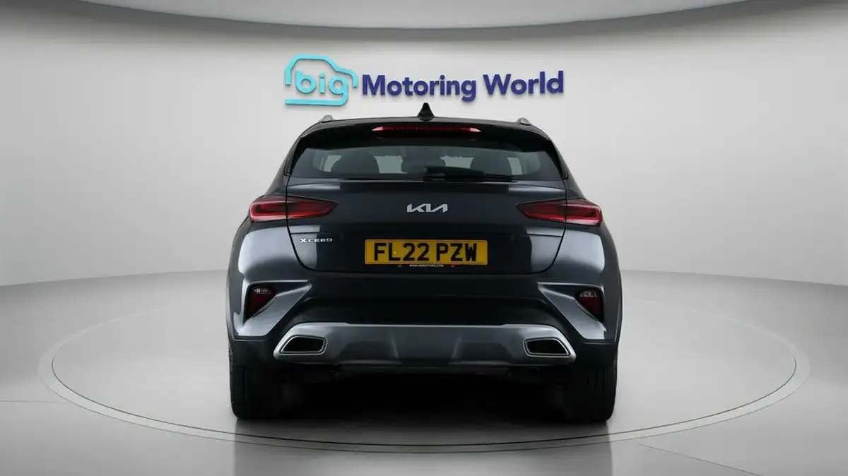 2022-kia-xceed-10-t-gdi-2-big-6