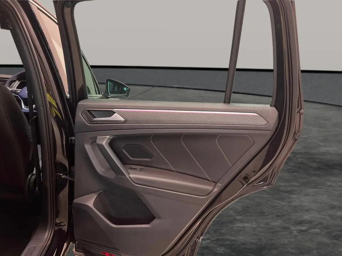 2023-volkswagen-tiguan-15-tsi-r-line-edition-big-31