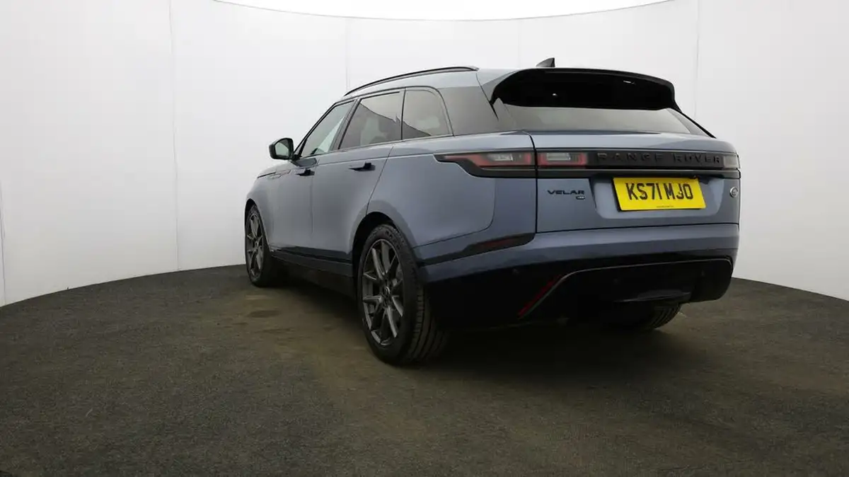 2022-land-rover-range-rover-velar-20-d200-r-dynamic-hse-big-37