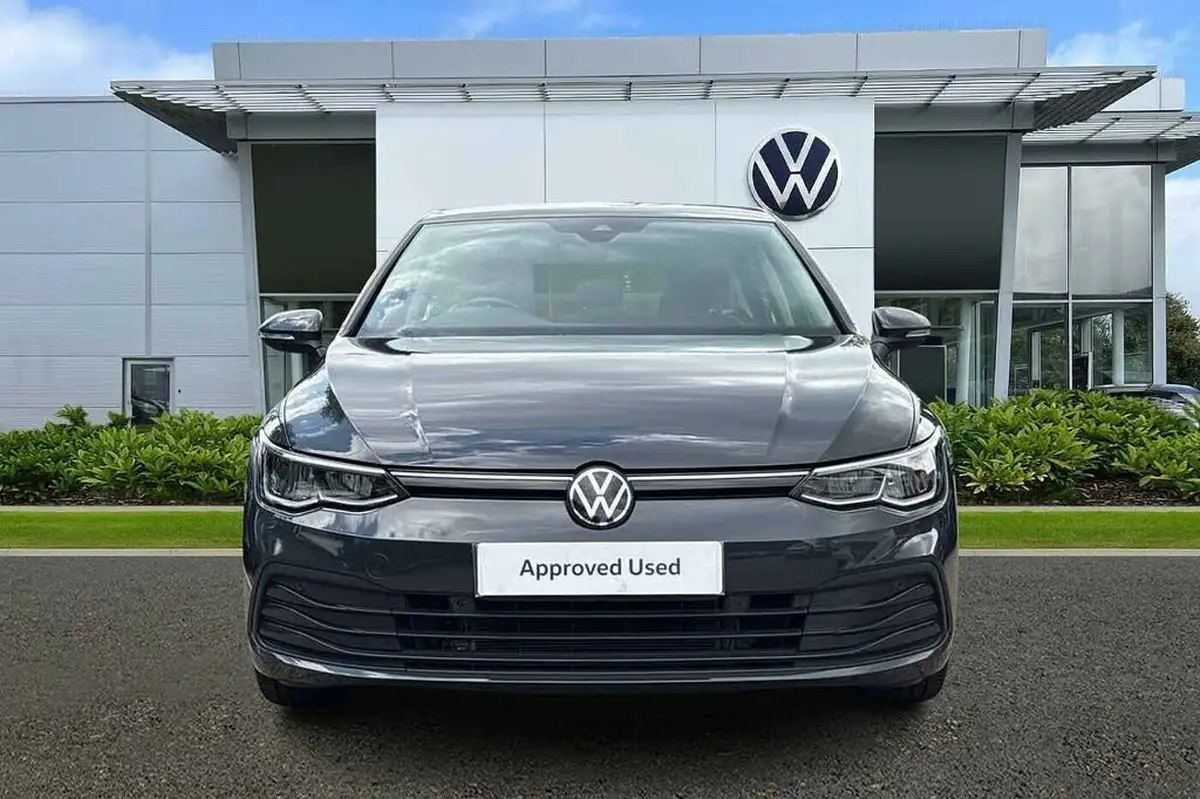 2022-volkswagen-golf-15-etsi-life-150ps-hatchback-big-6